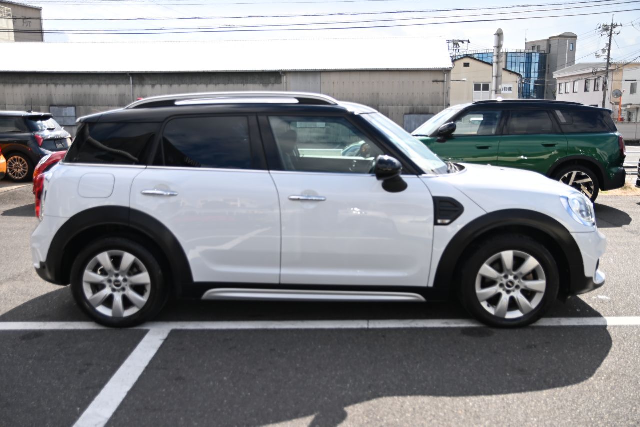 MINI CROSSOVER COOPER D