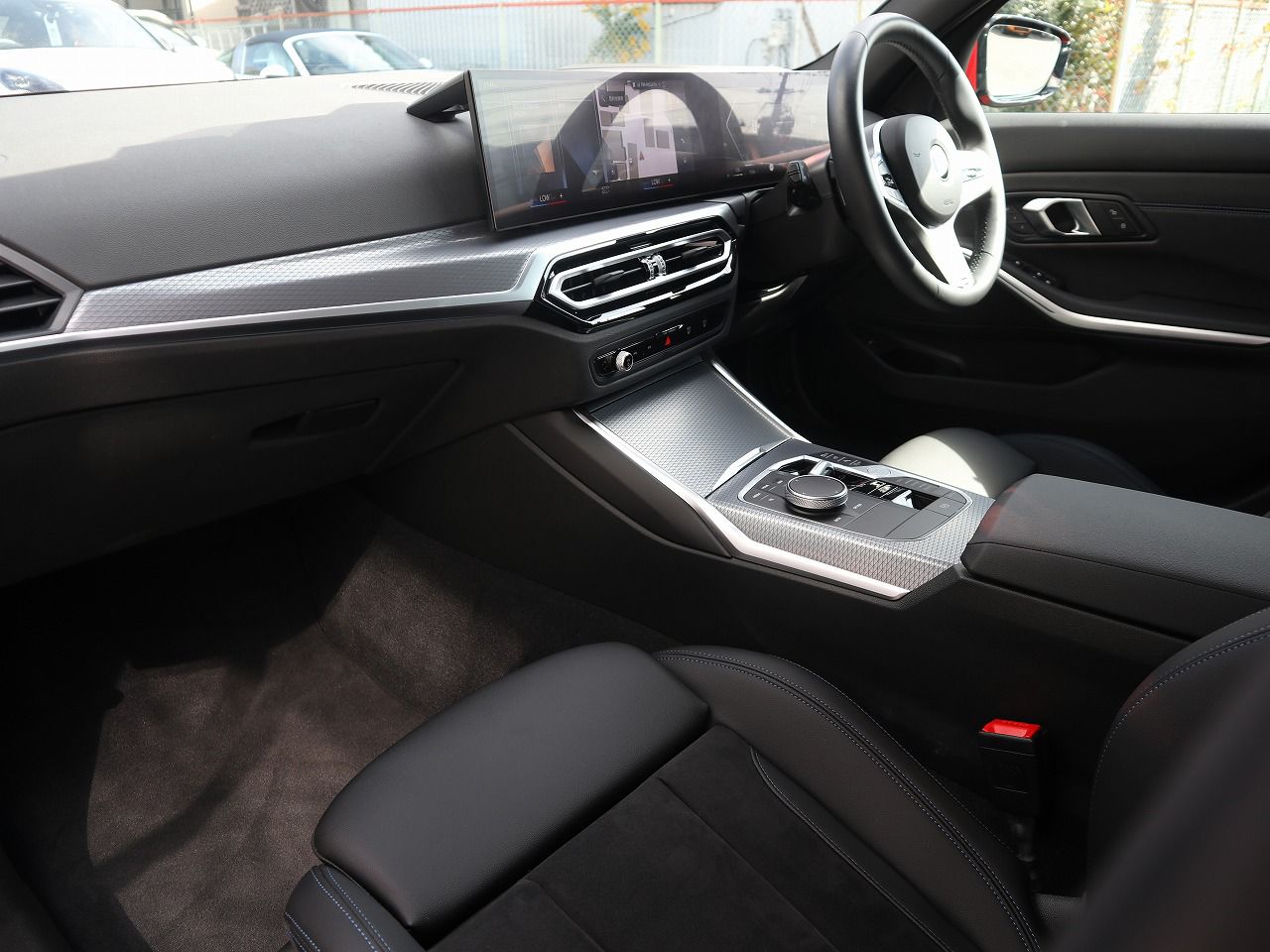 320d xDrive Berline RHD