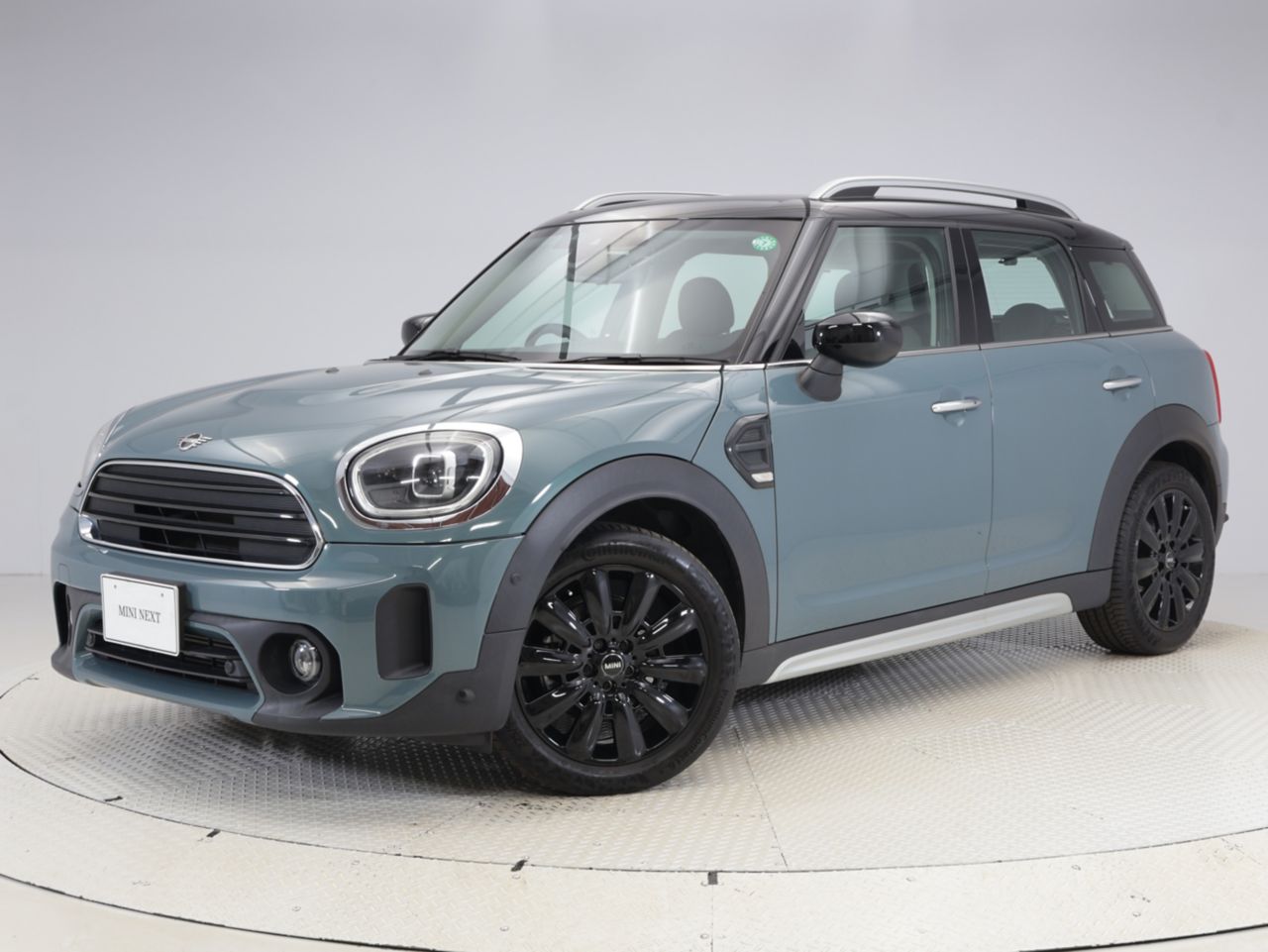 MINI COOPER D CROSSOVER.