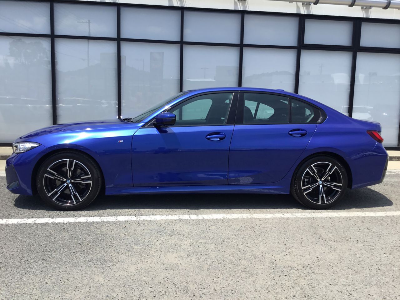320d xDrive Berline RHD