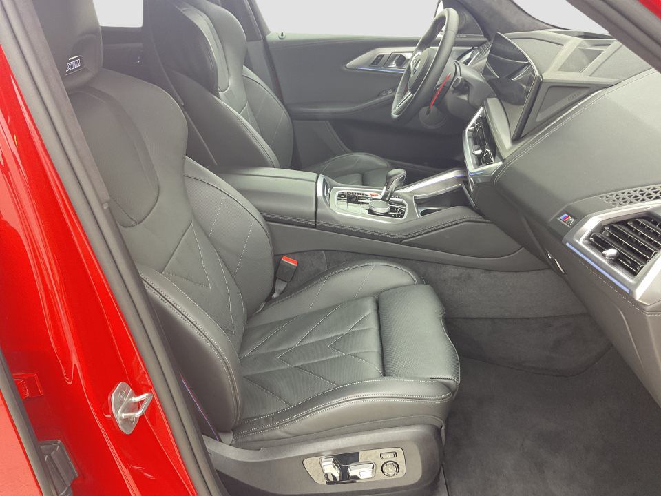 BMW XM