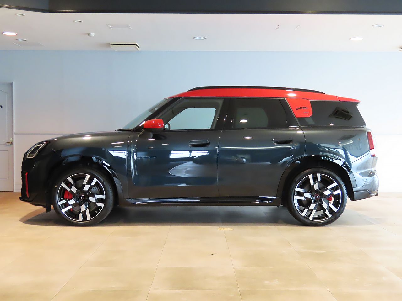 U25 MINI John Cooper Works Countryman ALL4