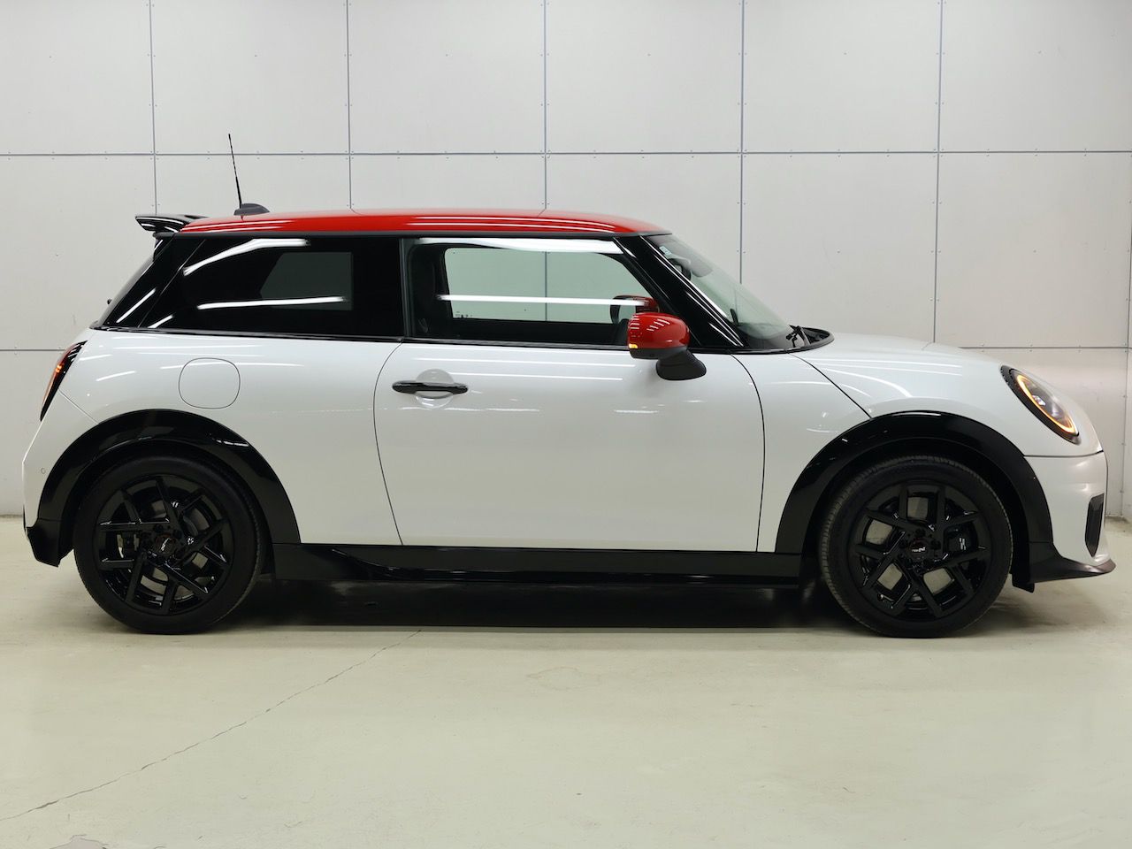 F66 MINI Cooper S 3Dr