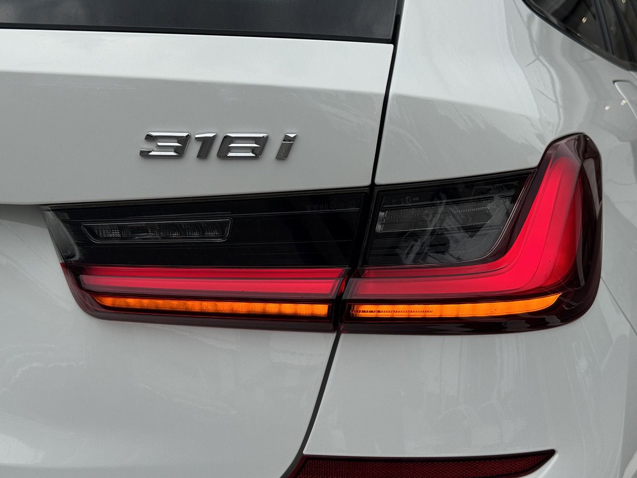 G21 318i Touring