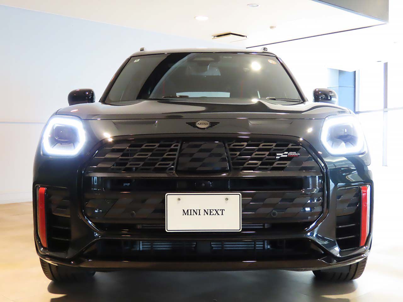U25 MINI John Cooper Works Countryman ALL4