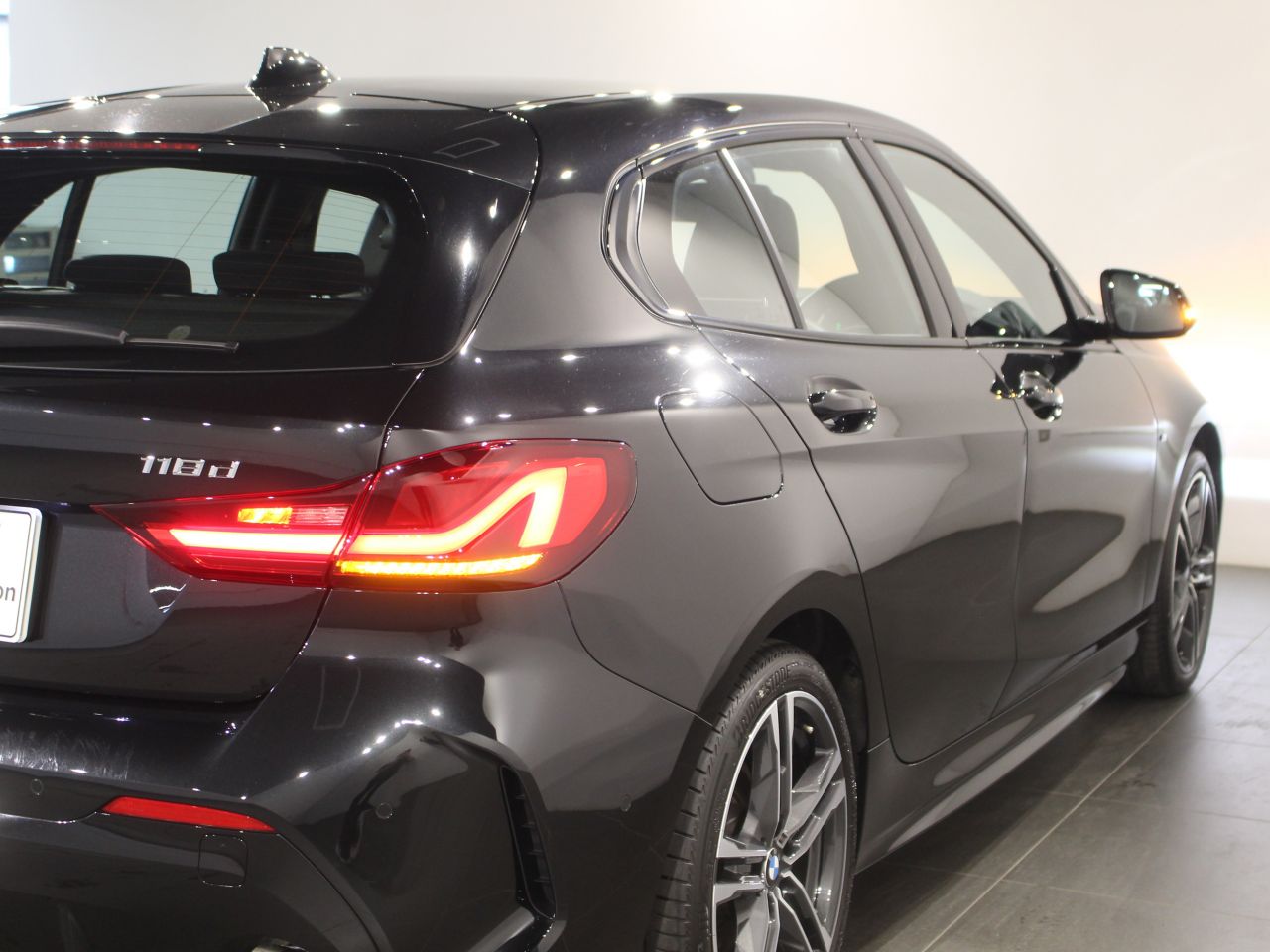 F40 118d Sports Hatch 5-door B47 2.0d