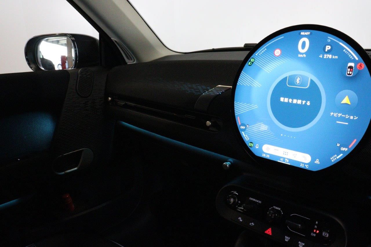J01 MINI Cooper SE