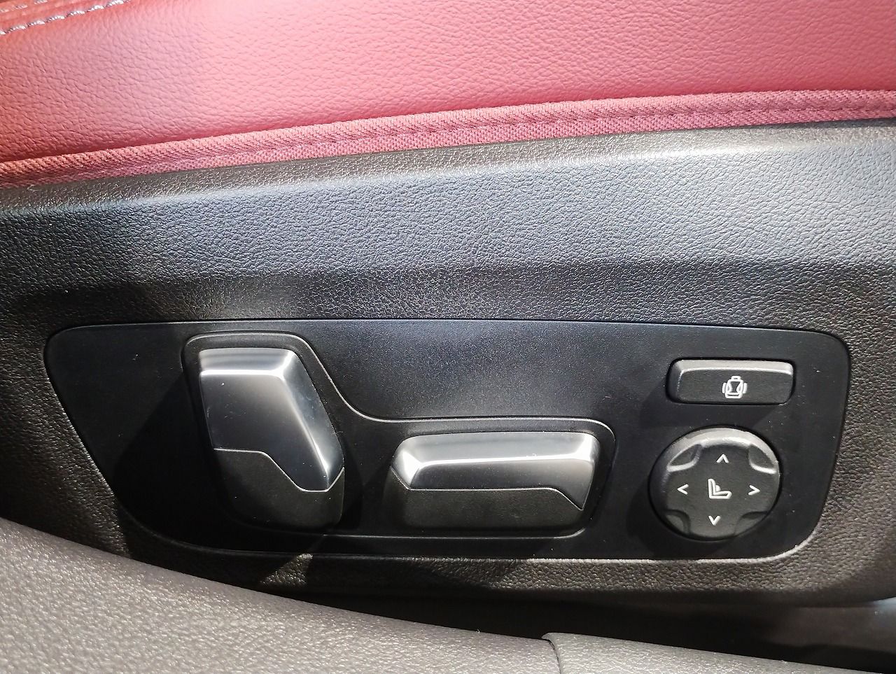 G20 320i Saloon LCI RHD MX