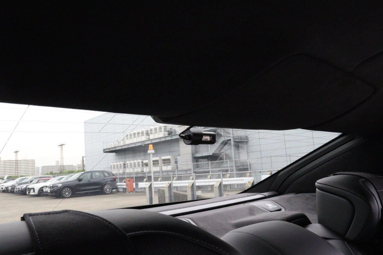 BMW i7 M70 xDrive Sedan RHD