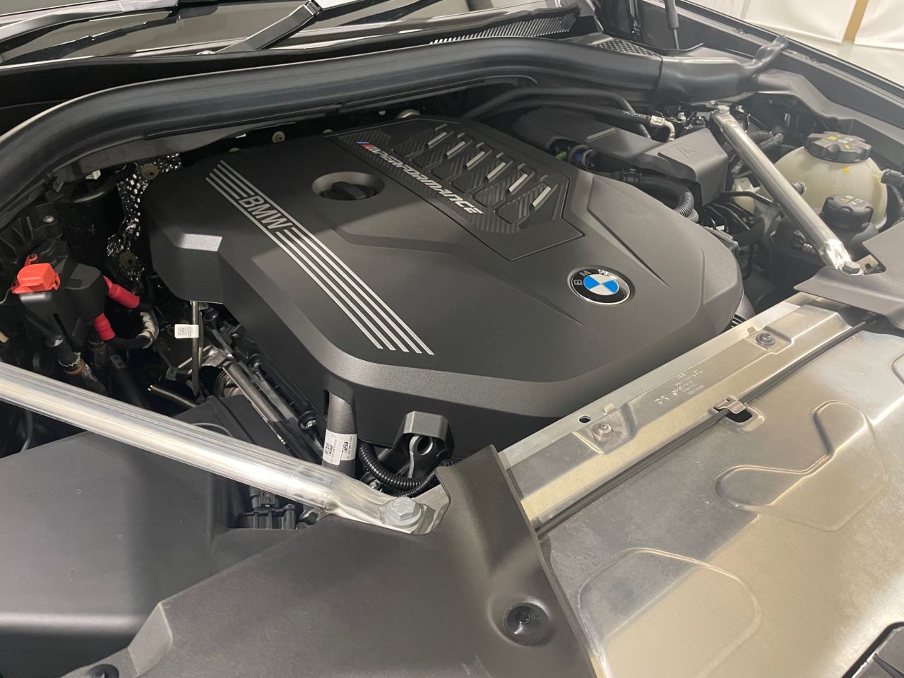 G02 X4 M40i RHD LCI