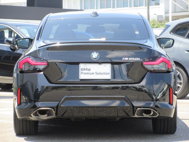 M240i xDrive Coupé RHD