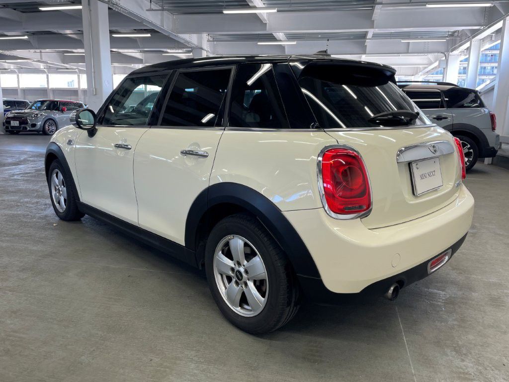 F55 COOPER