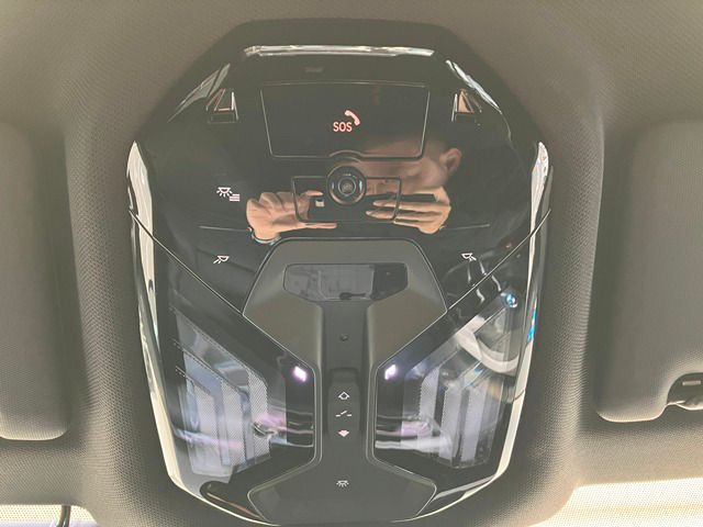 BMW i5 eDrive40 Sedan RHD