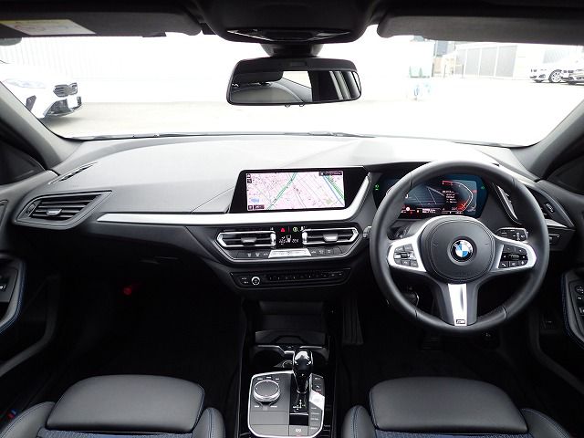 F40 118d Sports Hatch 5-door B47 2.0d