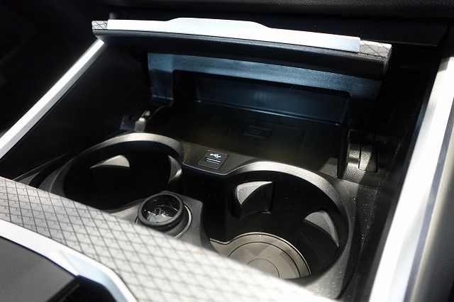 G20 320i Saloon LCI RHD MX