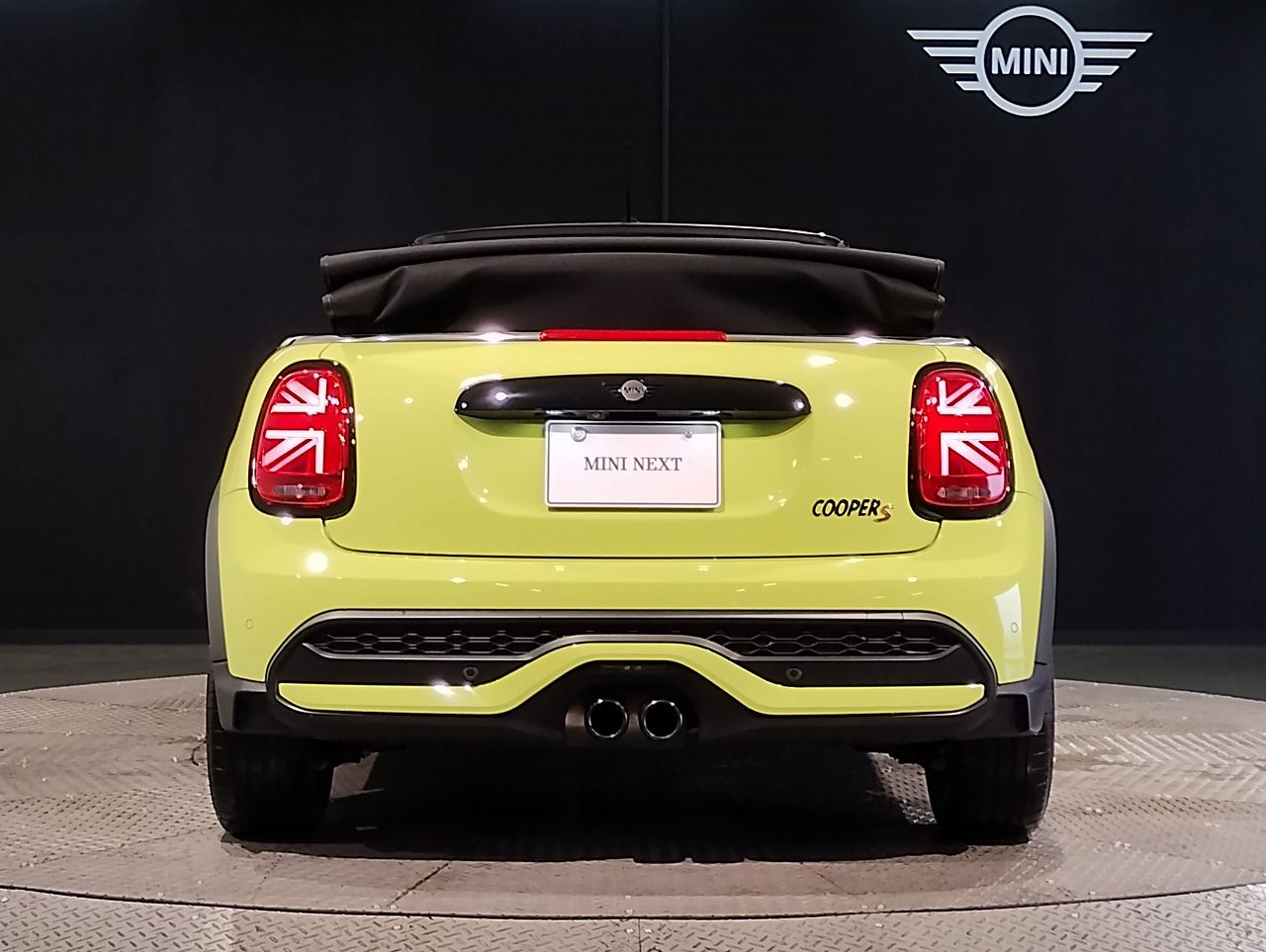 MINI Cooper S Convertible RHD