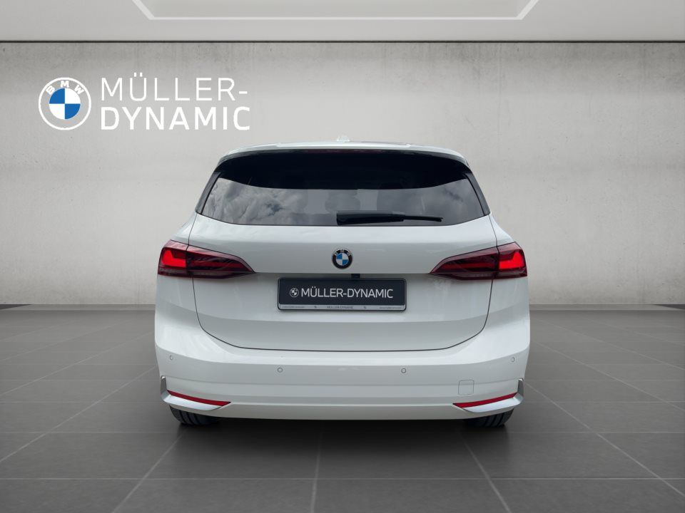 BMW 218