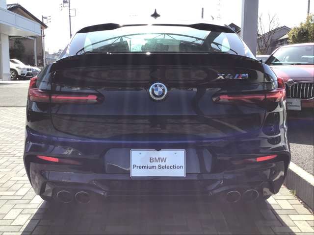 X4 M RHD