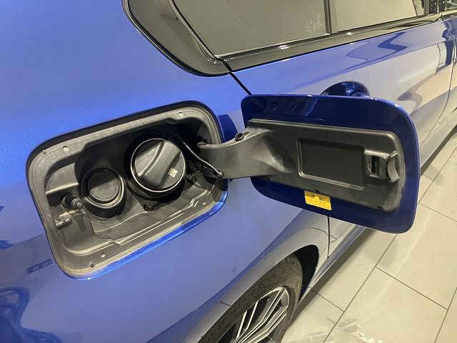 G20 320i Saloon RHD TU