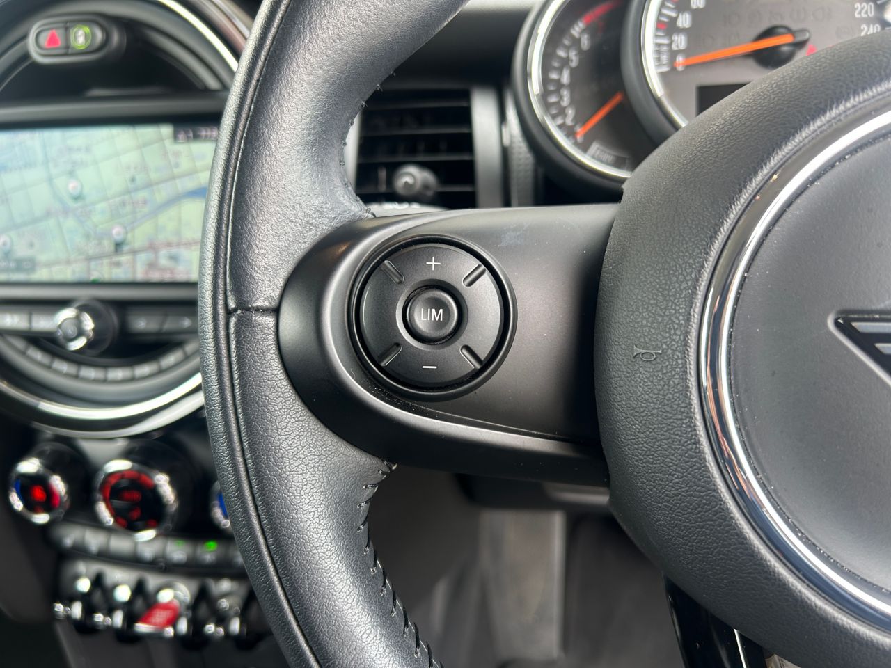 F56 MINI Cooper 3-Door Hatch LCI