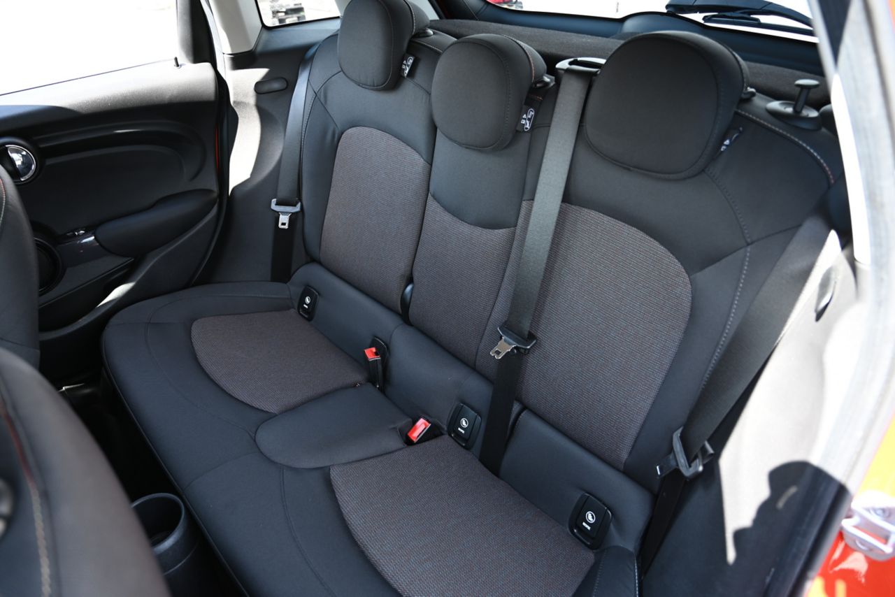 F55 MINI Cooper 5-Door Hatch LCI