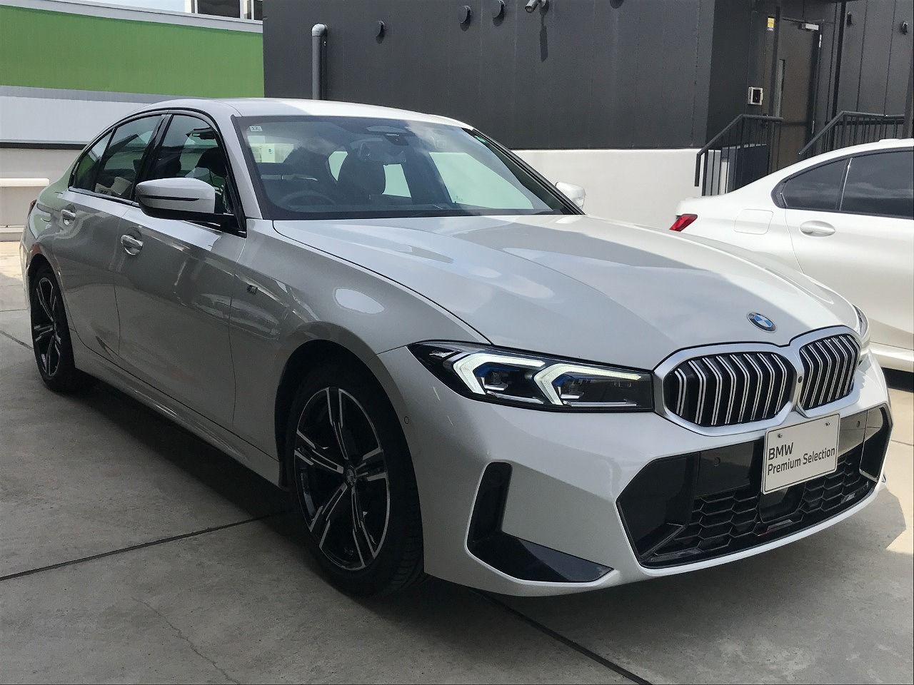 320d xDrive Berline RHD