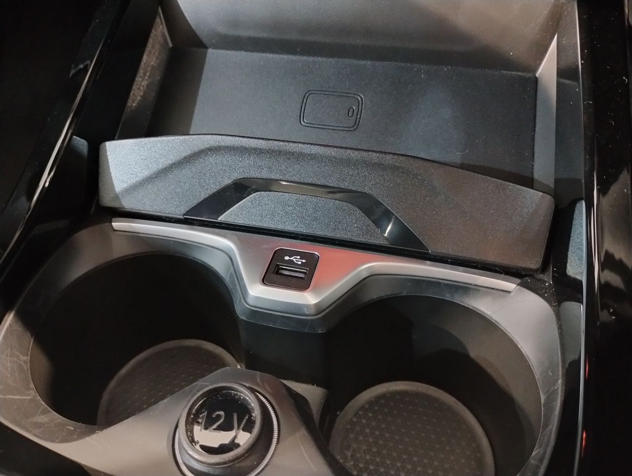 F40 118d Sports Hatch 5-door B47 2.0d