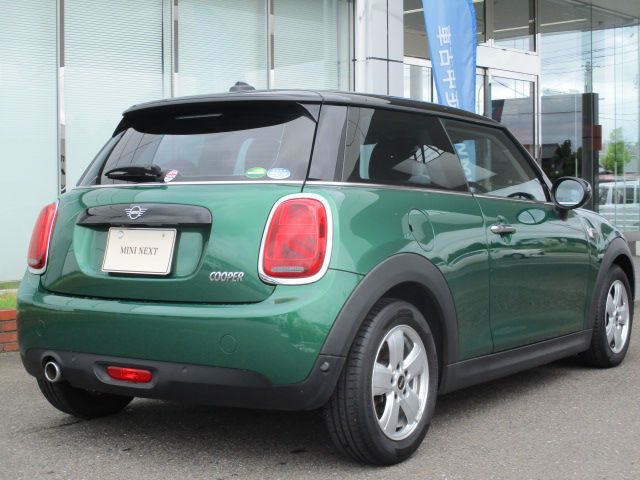 F56 MINI Cooper 3-Door Hatch LCI