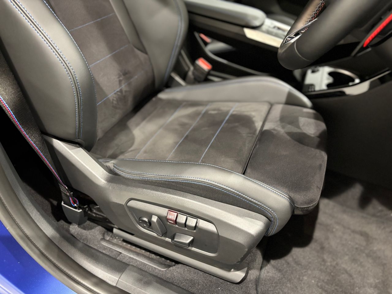 X2 M35i xDrive RHD