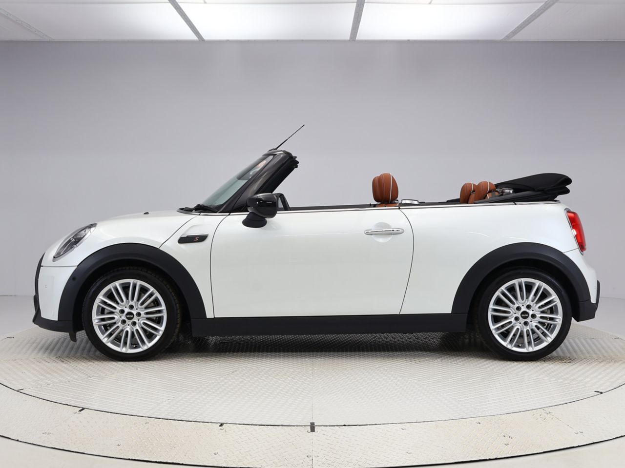 MINI Cooper S Convertible RHD