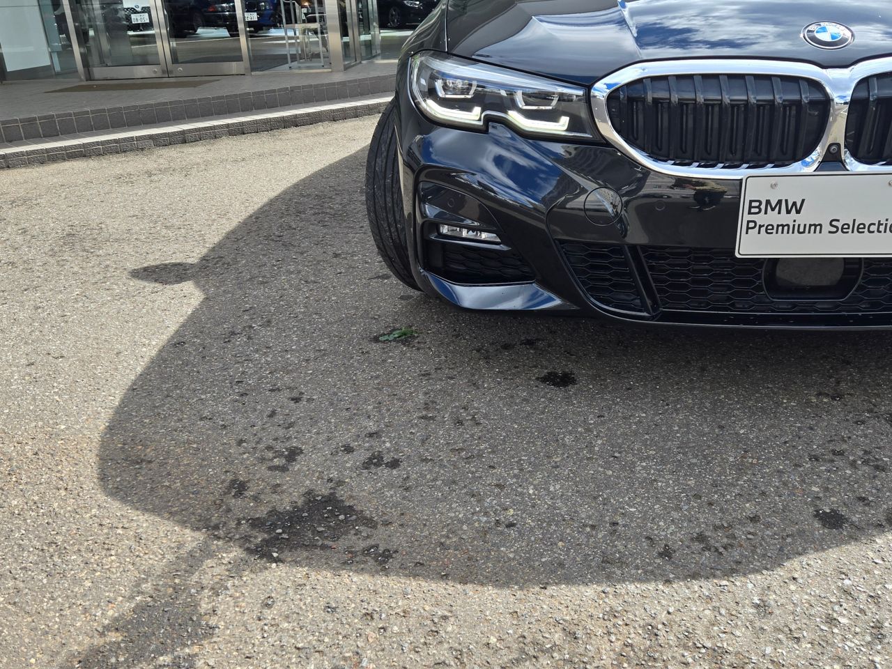 G20 320d xDrive RHD Saloon