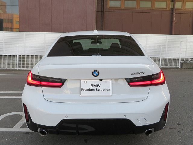 G20 320i Saloon LCI RHD MX
