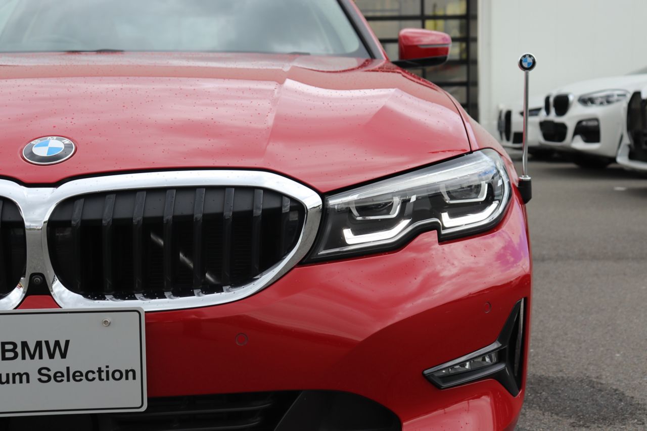 G20 320d xDrive RHD Saloon