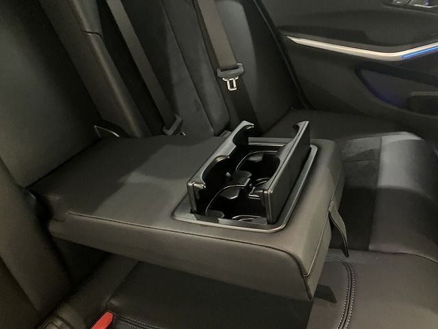 G20 320i Saloon RHD TU