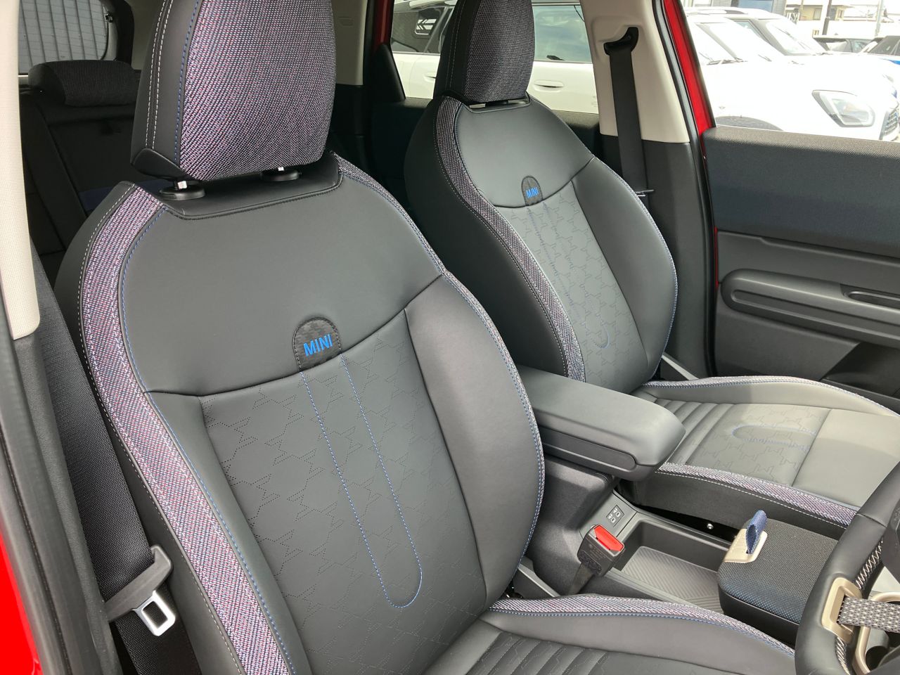 U25 MINI Countryman E
