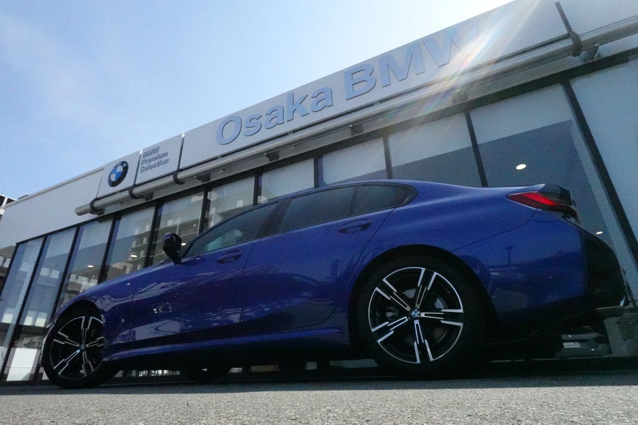 320d xDrive Berline RHD