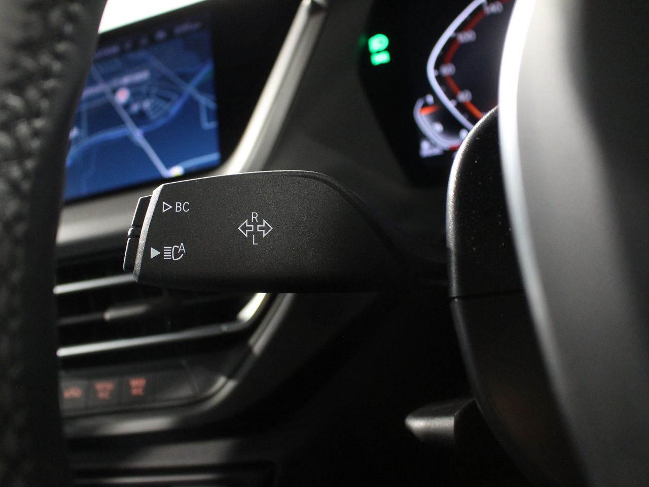 F40 118d Sports Hatch 5-door B47 2.0d