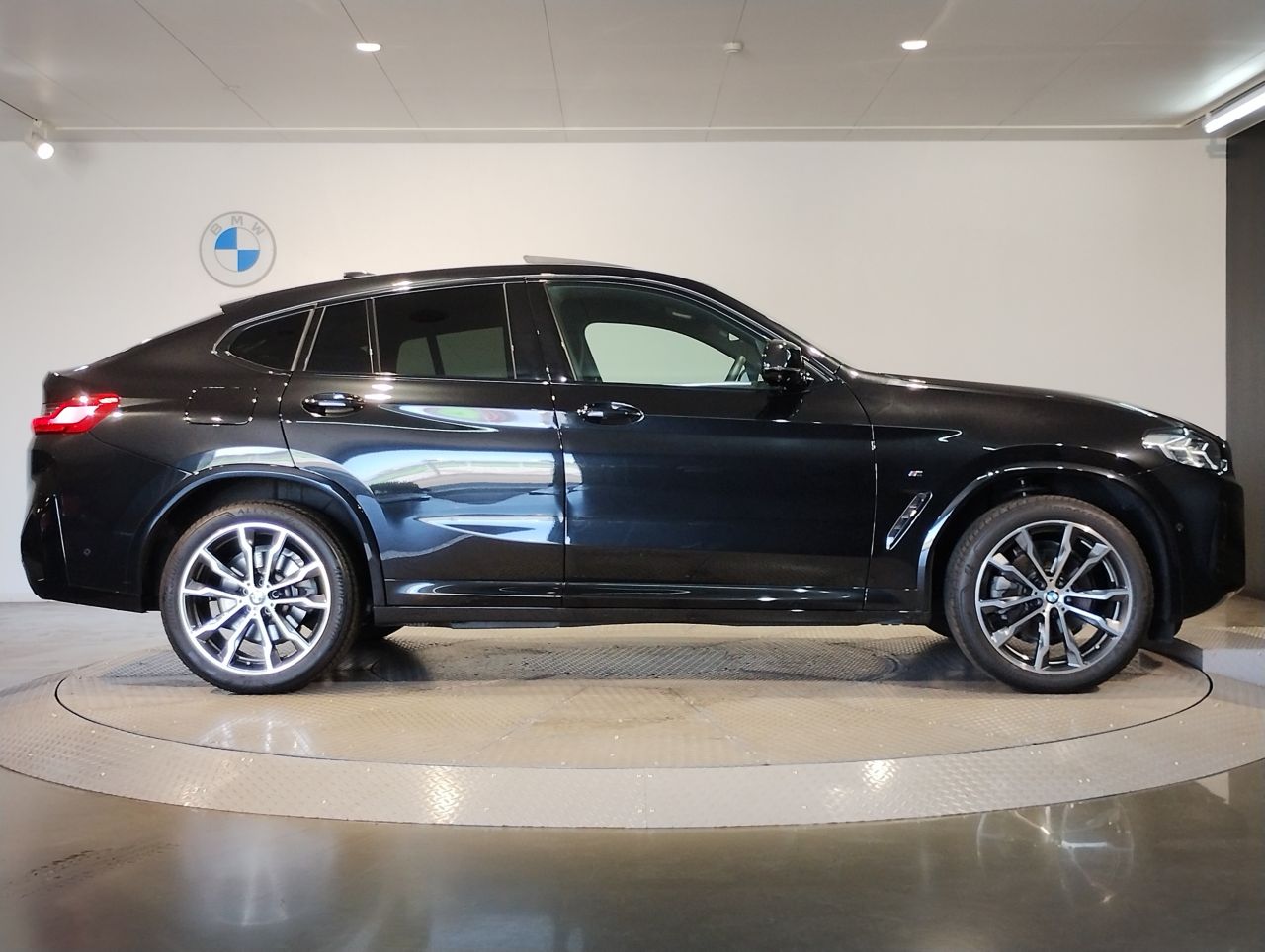 X4 xDrive20d RHD