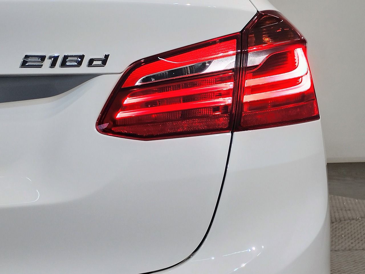 218D ACTIVE TOURER RHD