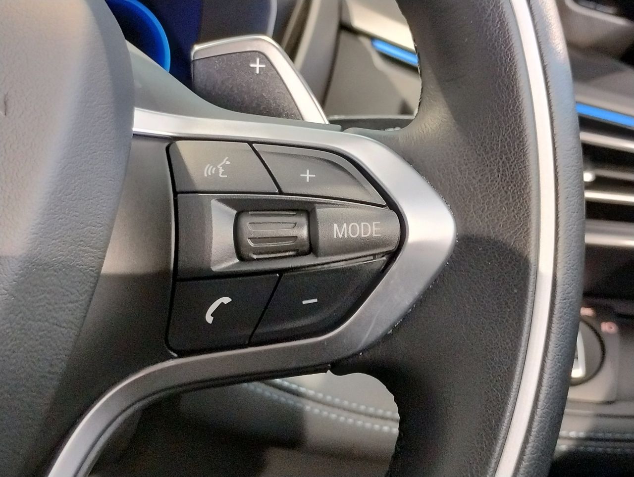 I12 i8 Coupe LCI B38 1.5i