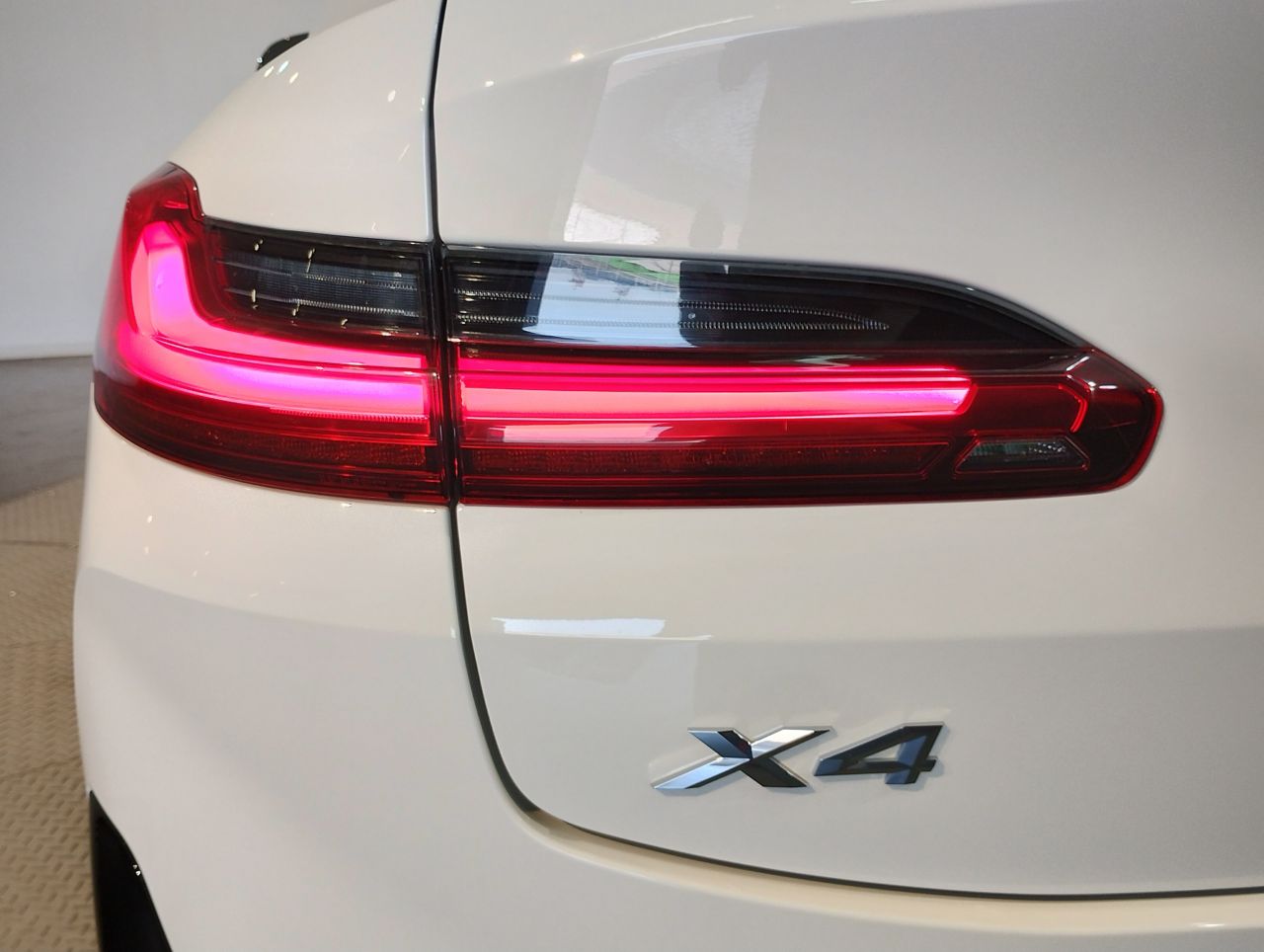 X4 xDrive20d RHD
