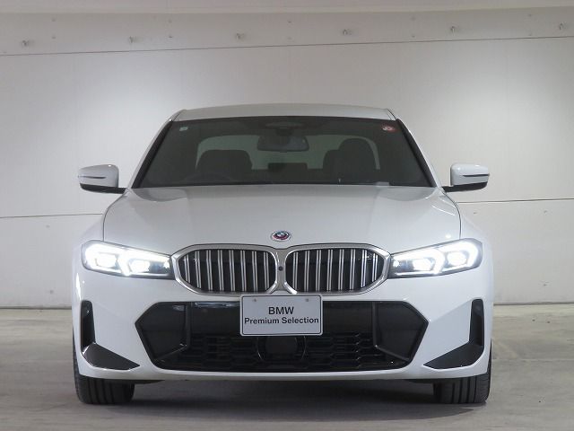 320d xDrive Berline RHD