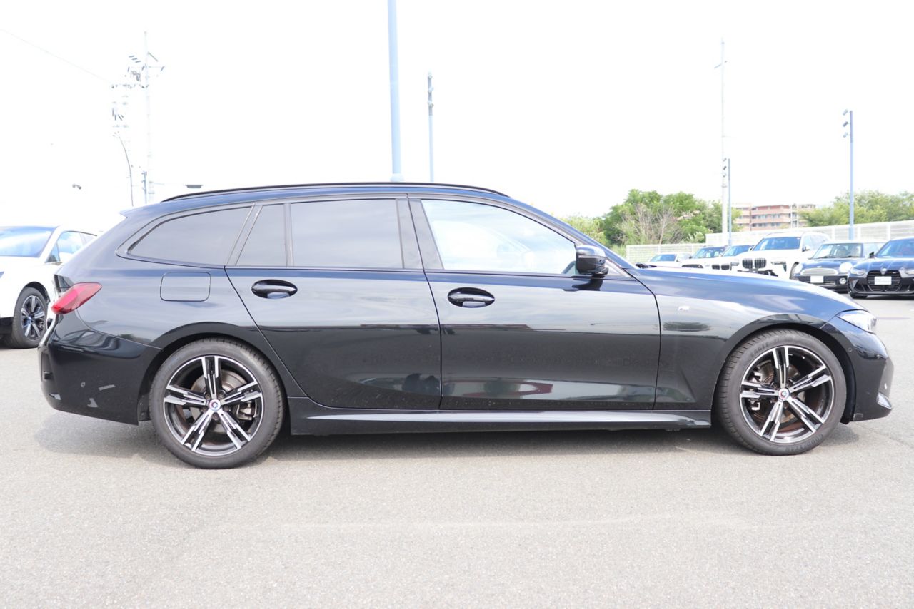 318i Touring RHD