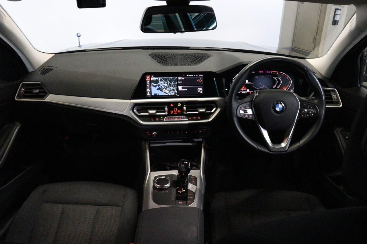 318i Berline RHD