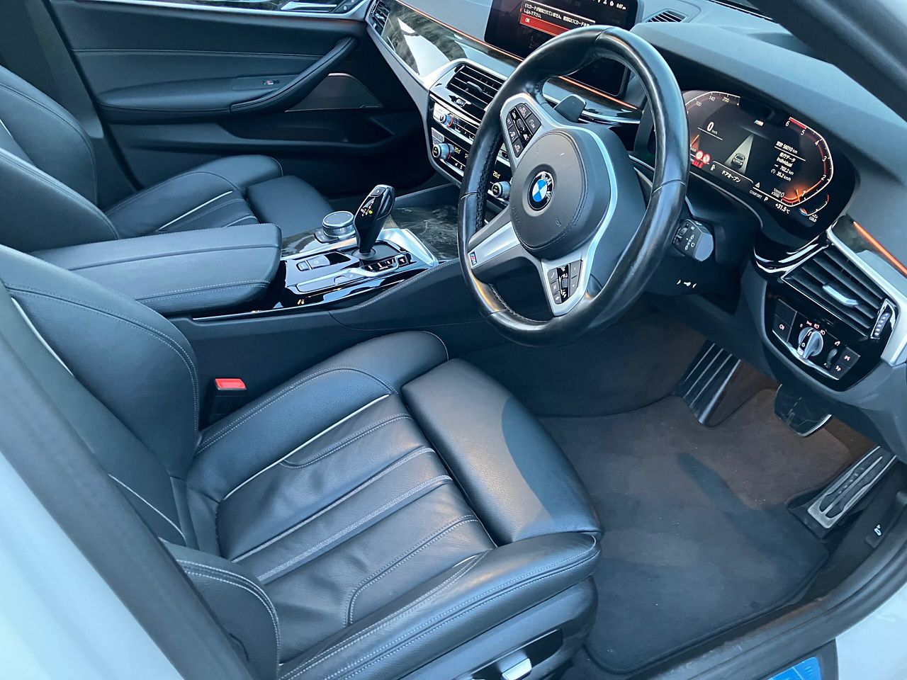 520d xDrive Touring RHD