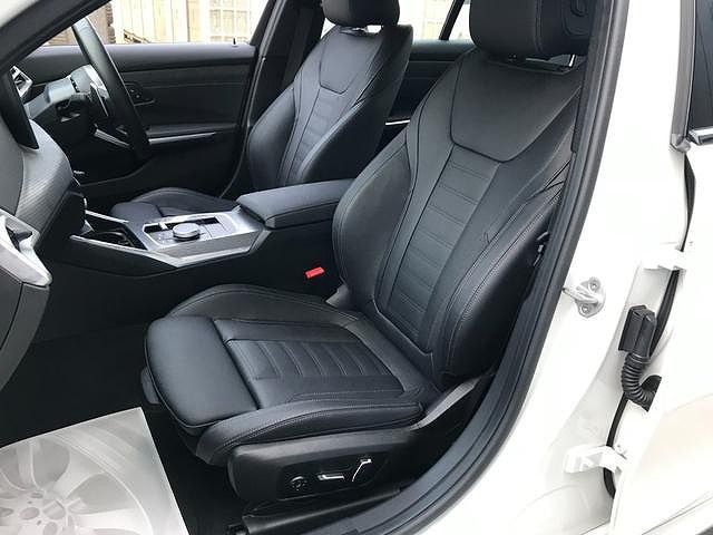 G20 320i Saloon LCI RHD MX