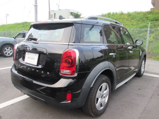 MINI CROSSOVER ONE