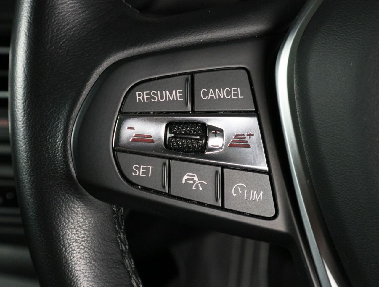 F40 118d Sports Hatch 5-door B47 2.0d