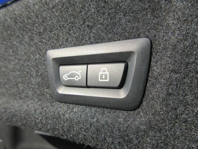 G20 320d xDrive RHD Saloon