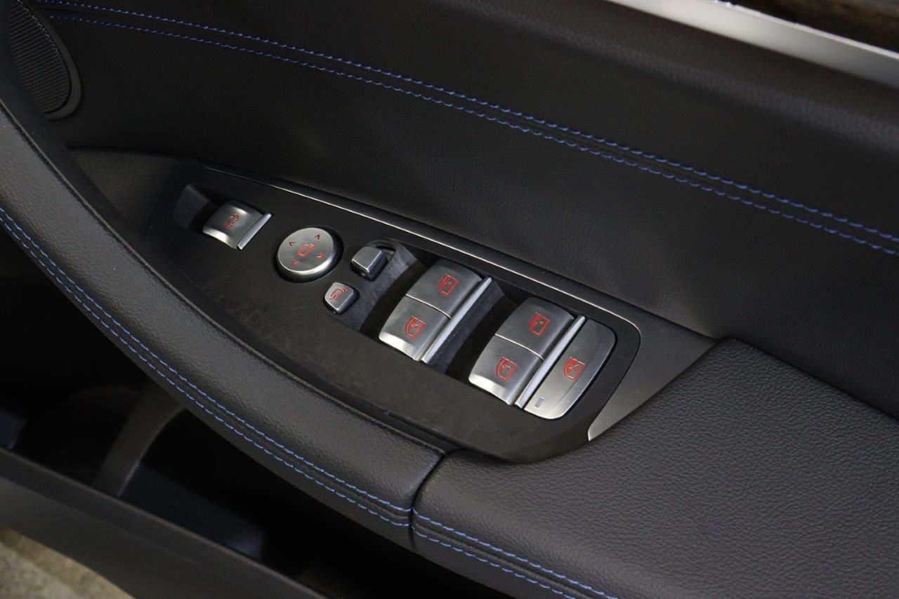 G01 X3 M40d RHD LCI ZA